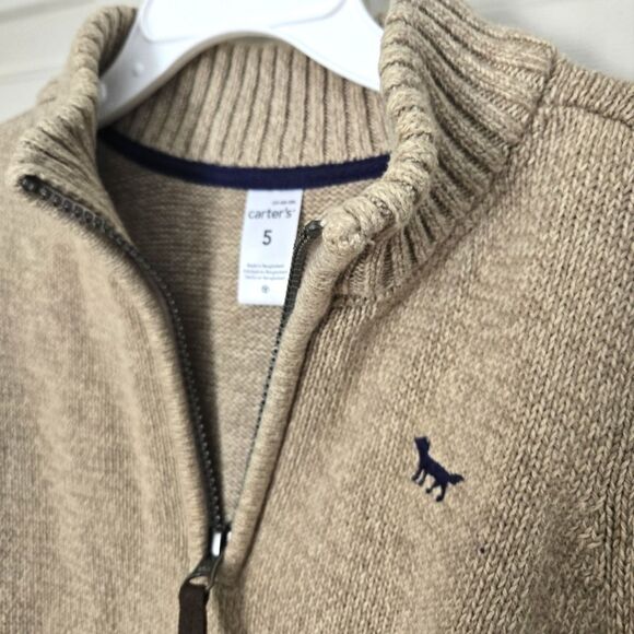 2/$15 Carters Boy's Knit Sweater Size 5 - Picture 2 of 3